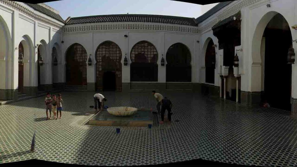 مسجد الاندلسيين بفاس
