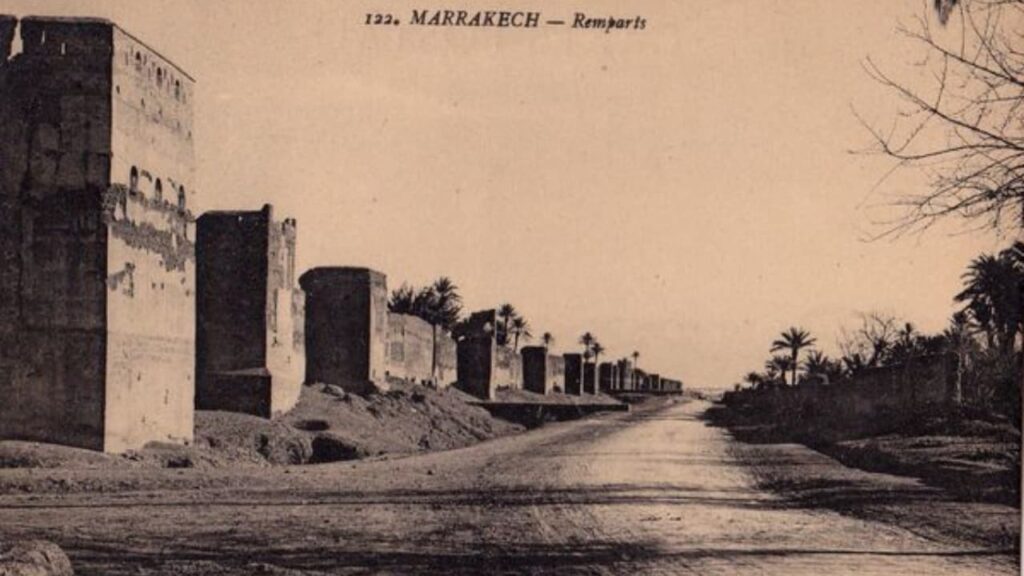 صورة قديمة لاسوار مراكش 